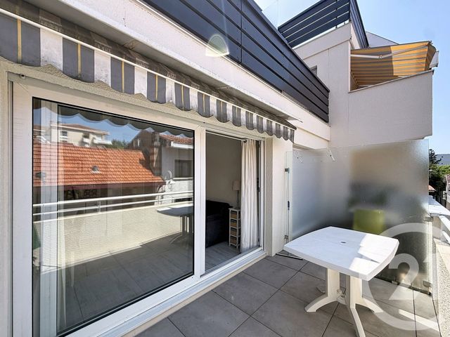 Appartement Studio Cabine à vendre - 1 pièce - 24.46 m2 - ARCACHON - 33 - AQUITAINE - Century 21 Duprat & Associés