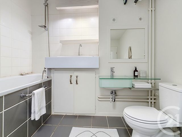 Appartement Studio Cabine à vendre - 1 pièce - 24.46 m2 - ARCACHON - 33 - AQUITAINE - Century 21 Duprat & Associés