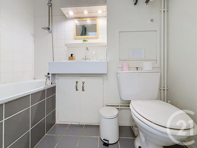 Appartement Studio Cabine à vendre - 1 pièce - 24.46 m2 - ARCACHON - 33 - AQUITAINE - Century 21 Duprat & Associés