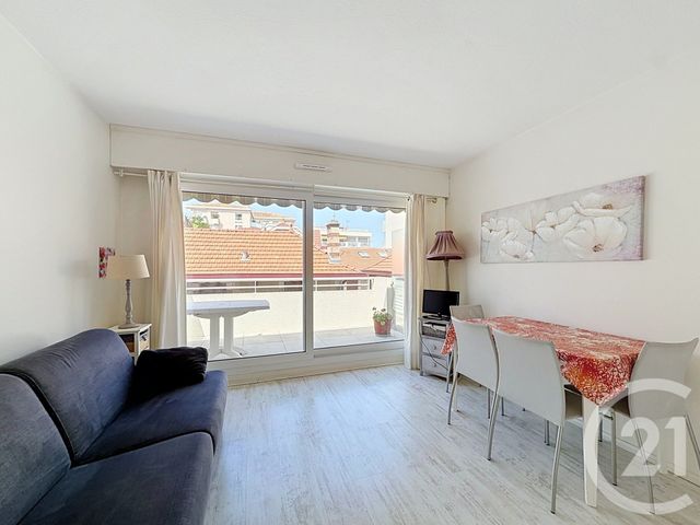 Appartement Studio Cabine à vendre - 1 pièce - 24.46 m2 - ARCACHON - 33 - AQUITAINE - Century 21 Duprat & Associés