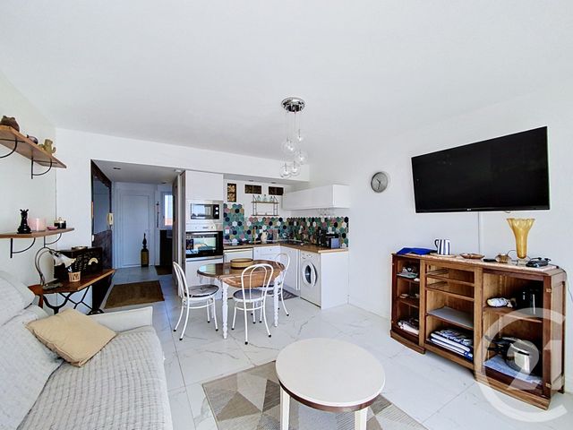 Appartement Studio Cabine à vendre - 1 pièce - 30.75 m2 - ARCACHON - 33 - AQUITAINE - Century 21 Duprat & Associés