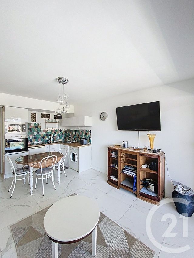 Appartement Studio Cabine à vendre - 1 pièce - 30.75 m2 - ARCACHON - 33 - AQUITAINE - Century 21 Duprat & Associés