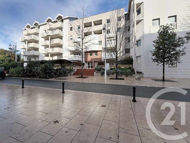 Appartement F2 à vendre - 2 pièces - 35.81 m2 - ARCACHON - 33 - AQUITAINE - Century 21 Duprat & Associés