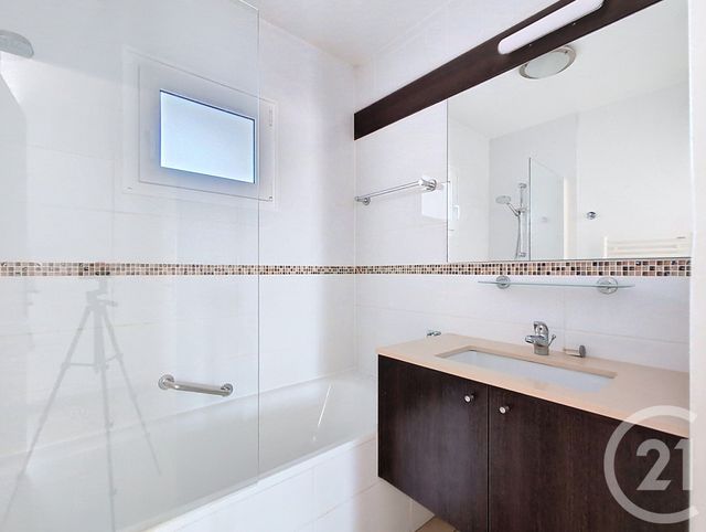 Appartement F2 à vendre - 2 pièces - 35.81 m2 - ARCACHON - 33 - AQUITAINE - Century 21 Duprat & Associés