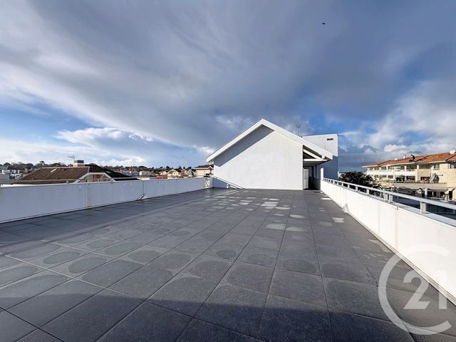 Appartement F3 à vendre - 3 pièces - 48.59 m2 - ARCACHON - 33 - AQUITAINE - Century 21 Duprat & Associés