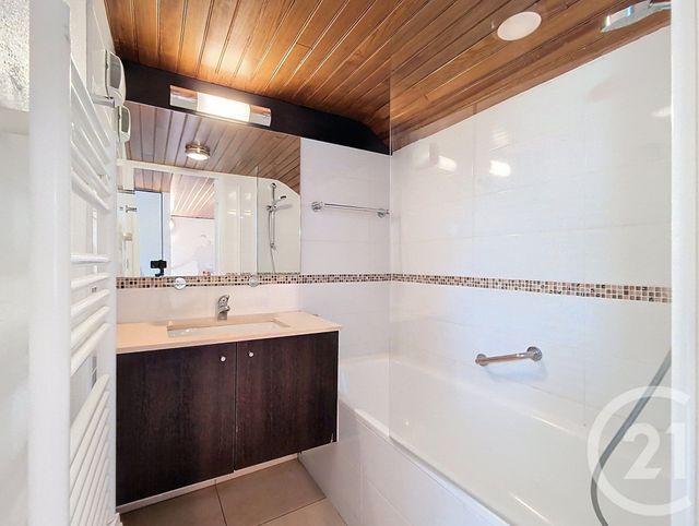 Appartement F3 à vendre - 3 pièces - 48.59 m2 - ARCACHON - 33 - AQUITAINE - Century 21 Duprat & Associés