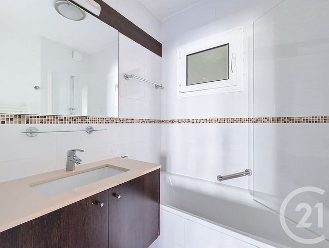 Appartement F3 à vendre - 3 pièces - 62.61 m2 - ARCACHON - 33 - AQUITAINE - Century 21 Duprat & Associés