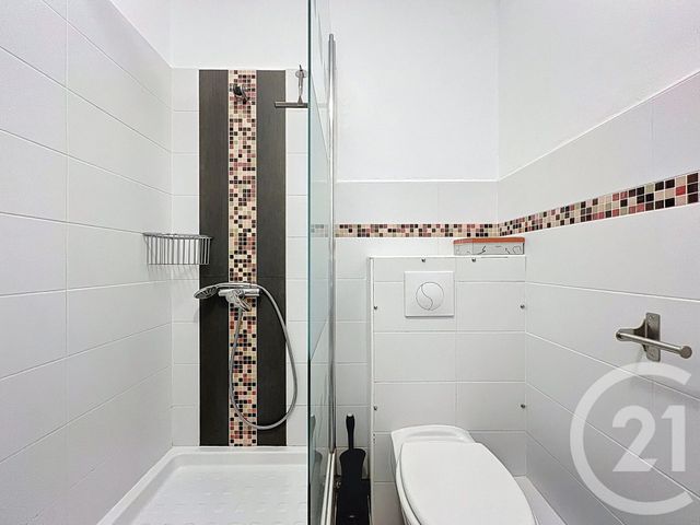 Appartement F2 à vendre - 2 pièces - 33.21 m2 - ARCACHON - 33 - AQUITAINE - Century 21 Duprat & Associés