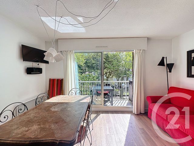 Appartement F2 à vendre - 2 pièces - 33.21 m2 - ARCACHON - 33 - AQUITAINE - Century 21 Duprat & Associés