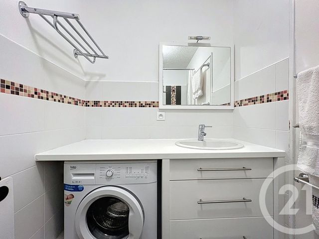 Appartement F2 à vendre - 2 pièces - 33.21 m2 - ARCACHON - 33 - AQUITAINE - Century 21 Duprat & Associés