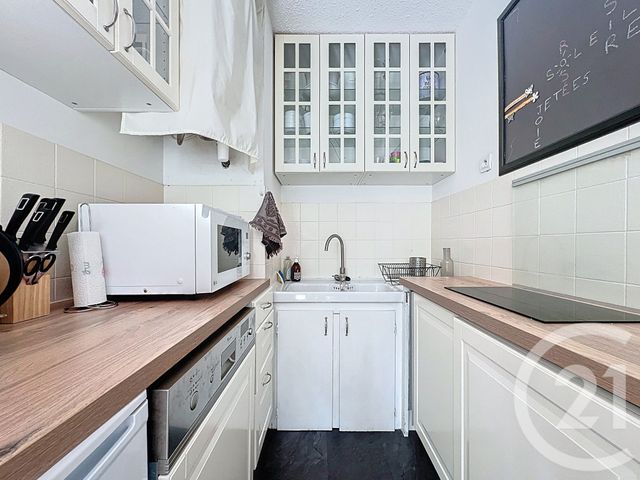 Appartement F2 à vendre - 2 pièces - 33.21 m2 - ARCACHON - 33 - AQUITAINE - Century 21 Duprat & Associés