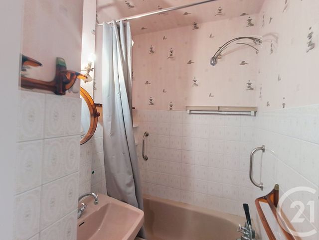 Appartement F2 à vendre - 2 pièces - 39.35 m2 - ARCACHON - 33 - AQUITAINE - Century 21 Duprat & Associés