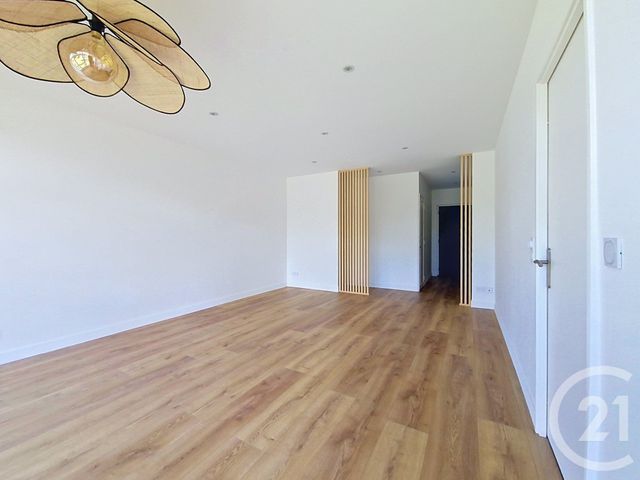 Appartement T3 à vendre - 3 pièces - 69.69 m2 - ARCACHON - 33 - AQUITAINE - Century 21 Duprat & Associés
