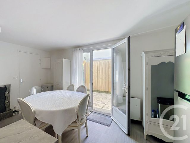 Appartement F2 à vendre - 2 pièces - 32.62 m2 - ARCACHON - 33 - AQUITAINE - Century 21 Duprat & Associés