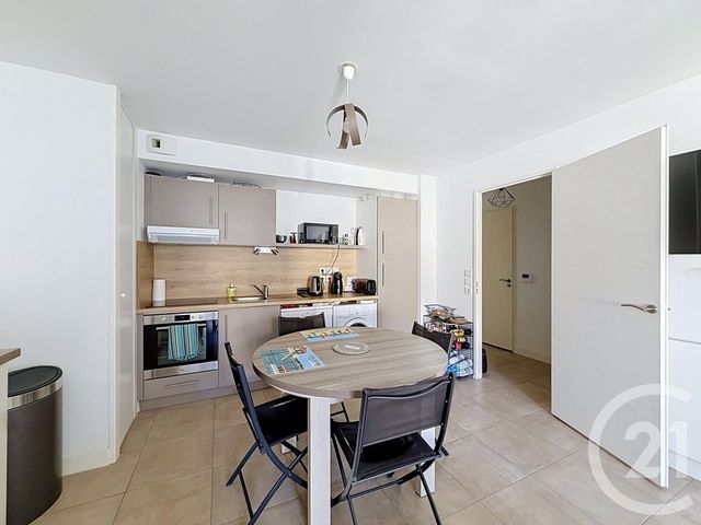 Appartement T2 à vendre - 2 pièces - 48.16 m2 - ARCACHON - 33 - AQUITAINE - Century 21 Duprat & Associés