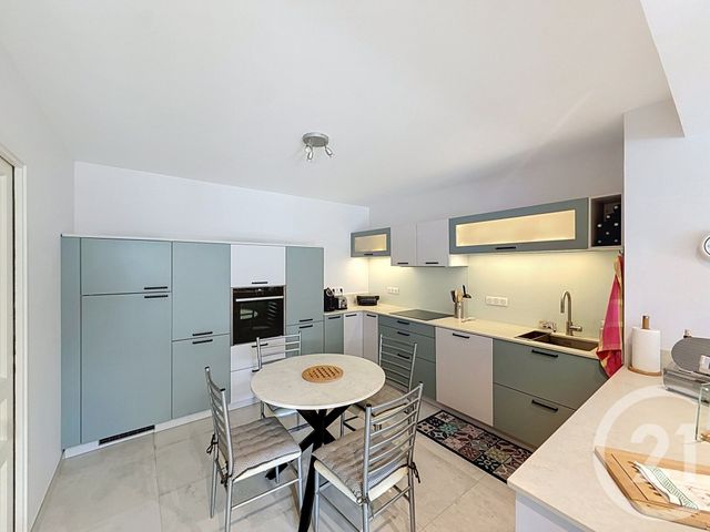 Appartement T3 à vendre - 3 pièces - 74.5 m2 - ARCACHON - 33 - AQUITAINE - Century 21 Duprat & Associés