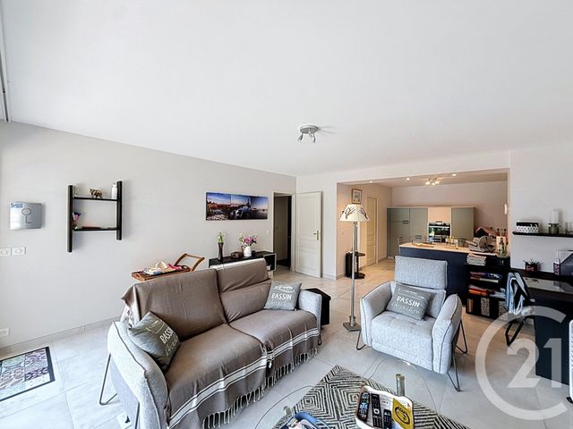 Appartement T3 à vendre - 3 pièces - 74.5 m2 - ARCACHON - 33 - AQUITAINE - Century 21 Duprat & Associés