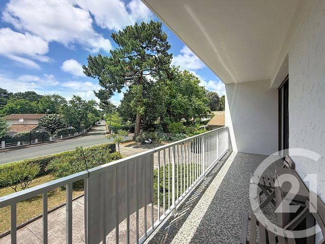 Appartement F2 à vendre - 2 pièces - 56.0 m2 - ARCACHON - 33 - AQUITAINE - Century 21 Duprat & Associés