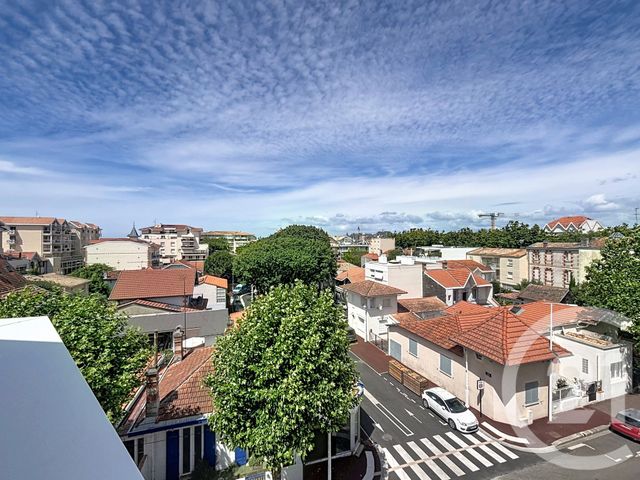 Appartement T3 à vendre - 3 pièces - 80.76 m2 - ARCACHON - 33 - AQUITAINE - Century 21 Duprat & Associés