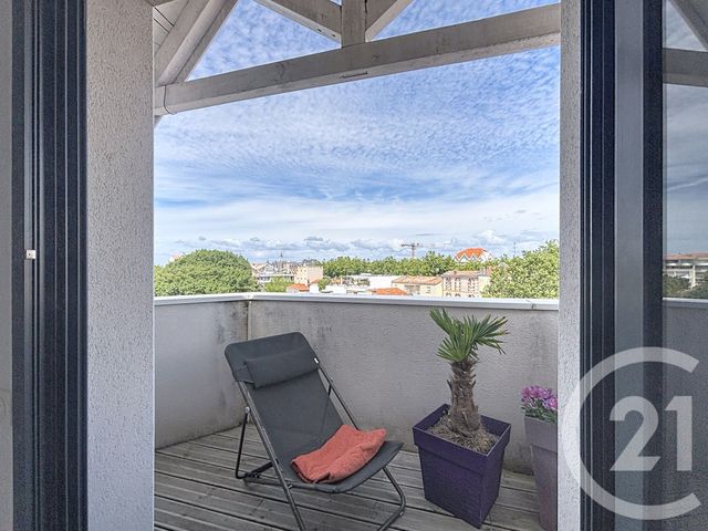 Appartement T3 à vendre - 3 pièces - 80.76 m2 - ARCACHON - 33 - AQUITAINE - Century 21 Duprat & Associés