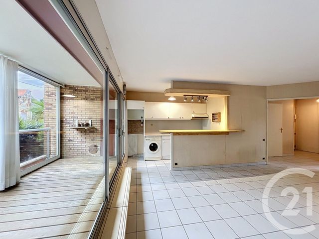 Appartement F2 à vendre - 2 pièces - 45.8 m2 - ARCACHON - 33 - AQUITAINE - Century 21 Duprat & Associés