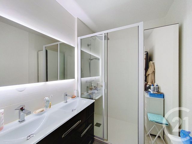 Appartement T3 à vendre - 3 pièces - 60.37 m2 - ARCACHON - 33 - AQUITAINE - Century 21 Duprat & Associés