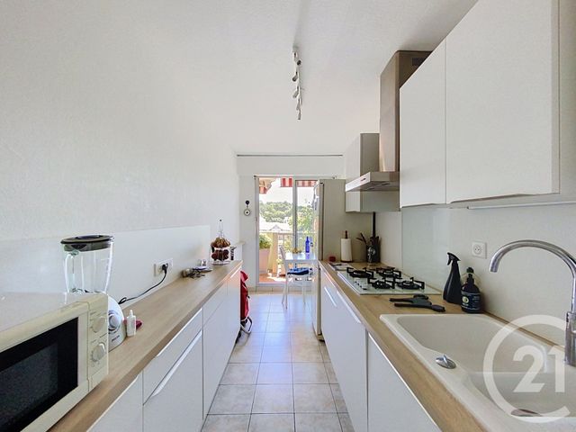 Appartement T3 à vendre - 3 pièces - 60.37 m2 - ARCACHON - 33 - AQUITAINE - Century 21 Duprat & Associés