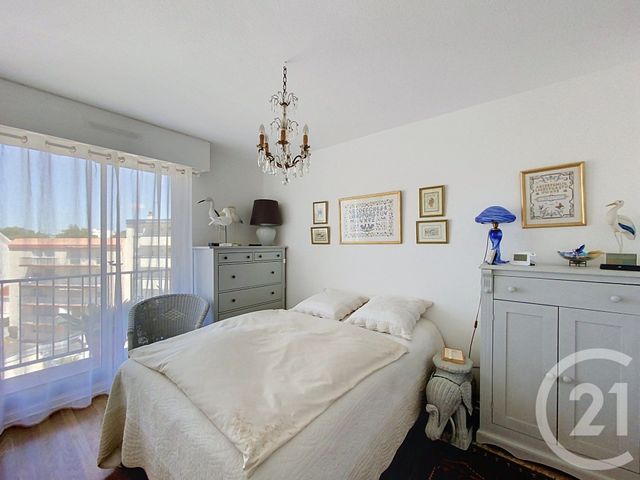 Appartement T3 à vendre - 3 pièces - 60.37 m2 - ARCACHON - 33 - AQUITAINE - Century 21 Duprat & Associés