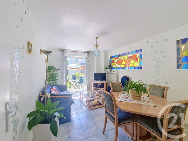 Appartement T3 à vendre - 4 pièces - 58.35 m2 - ARCACHON - 33 - AQUITAINE - Century 21 Duprat & Associés