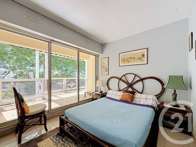 Appartement T3 à vendre - 2 pièces - 80.0 m2 - ARCACHON - 33 - AQUITAINE - Century 21 Duprat & Associés