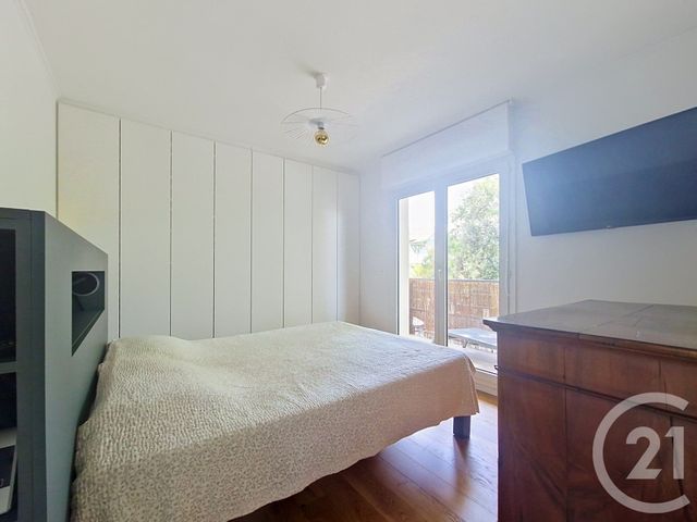 Appartement T4 à vendre - 4 pièces - 82.0 m2 - ARCACHON - 33 - AQUITAINE - Century 21 Duprat & Associés