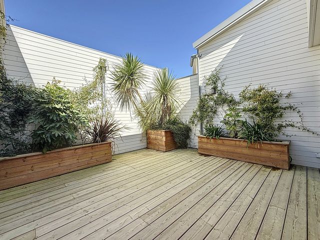 Afficher la photo en grand Appartement F6 à vendre - 5 pièces - 178.0 m2 - ARCACHON - 33 - AQUITAINE - Century 21 Duprat & Associés