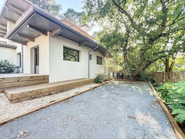 maison à vendre - 7 pièces - 173.54 m2 - ARCACHON - 33 - AQUITAINE - Century 21 Duprat & Associés