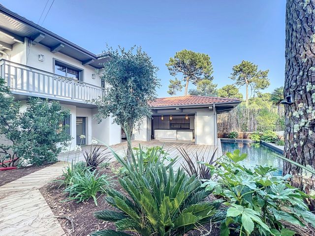 maison à vendre - 7 pièces - 173.54 m2 - ARCACHON - 33 - AQUITAINE - Century 21 Duprat & Associés