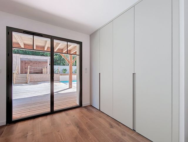 Afficher la photo en grand maison à vendre - 8 pièces - 273.0 m2 - ARCACHON - 33 - AQUITAINE - Century 21 Duprat & Associés