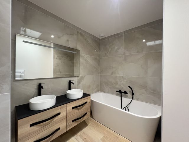 Afficher la photo en grand maison à vendre - 5 pièces - 145.0 m2 - ANDERNOS LES BAINS - 33 - AQUITAINE - Century 21 Duprat & Associés