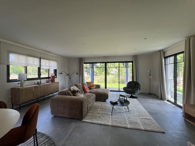 Afficher la photo en grand maison à vendre - 5 pièces - 145.0 m2 - ANDERNOS LES BAINS - 33 - AQUITAINE - Century 21 Duprat & Associés