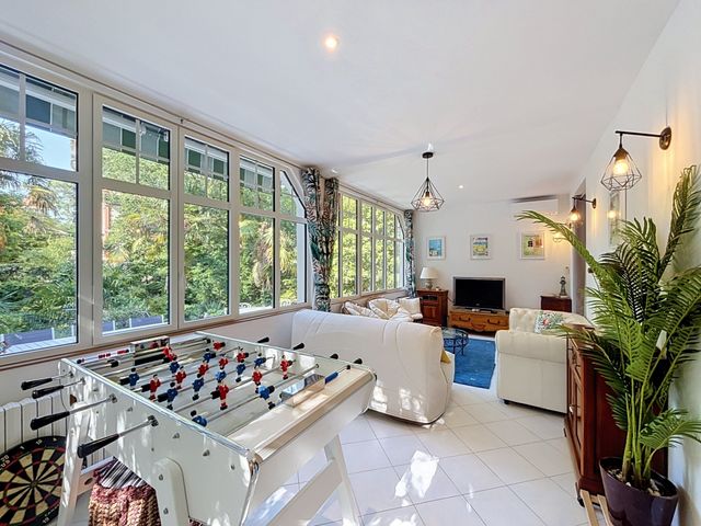 Appartement F4 à vendre - 5 pièces - 131.81 m2 - ARCACHON - 33 - AQUITAINE - Century 21 Duprat & Associés