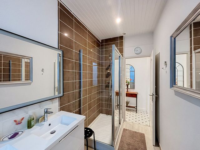 Appartement F4 à vendre - 5 pièces - 131.81 m2 - ARCACHON - 33 - AQUITAINE - Century 21 Duprat & Associés