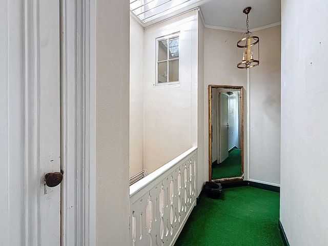 Afficher la photo en grand maison à vendre - 8 pièces - 204.0 m2 - ARCACHON - 33 - AQUITAINE - Century 21 Duprat & Associés