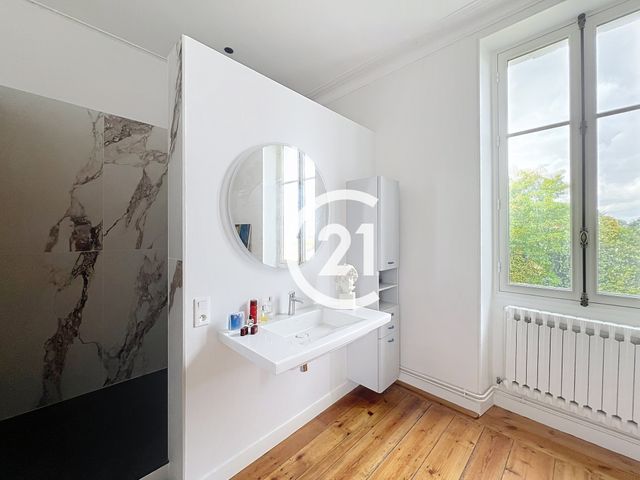 maison à vendre - 8 pièces - 402.0 m2 - GENTE - 16 - POITOU-CHARENTES - Century 21 Duprat & Associés