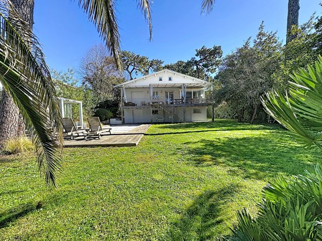 maison à vendre - 7 pièces - 225.96 m2 - ARCACHON - 33 - AQUITAINE - Century 21 Duprat & Associés