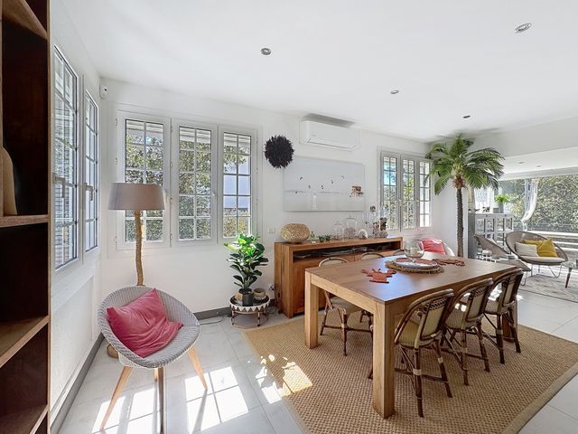 maison à vendre - 7 pièces - 225.96 m2 - ARCACHON - 33 - AQUITAINE - Century 21 Duprat & Associés