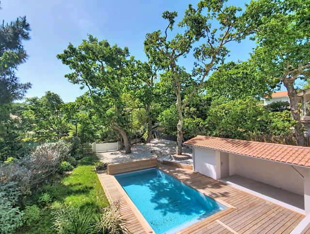 maison à vendre - 7 pièces - 202.24 m2 - ARCACHON - 33 - AQUITAINE - Century 21 Duprat & Associés