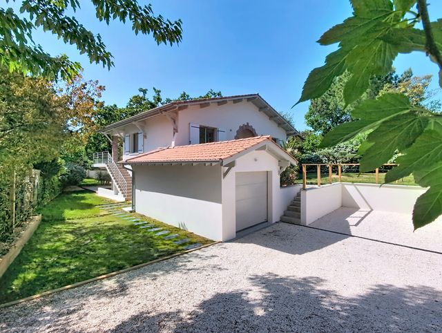 maison à vendre - 7 pièces - 202.24 m2 - ARCACHON - 33 - AQUITAINE - Century 21 Duprat & Associés