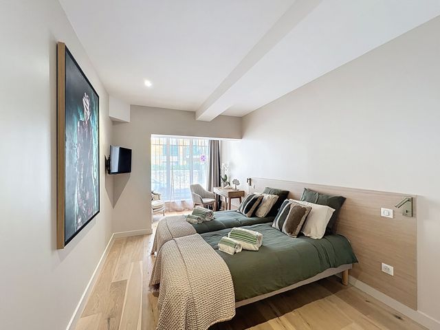 Afficher la photo en grand maison à vendre - 5 pièces - 196.0 m2 - ARCACHON - 33 - AQUITAINE - Century 21 Duprat & Associés